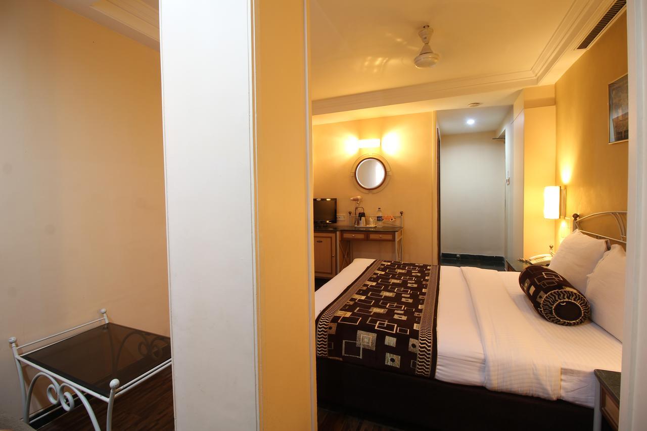 Hotel Gurukripa Daman Exterior foto
