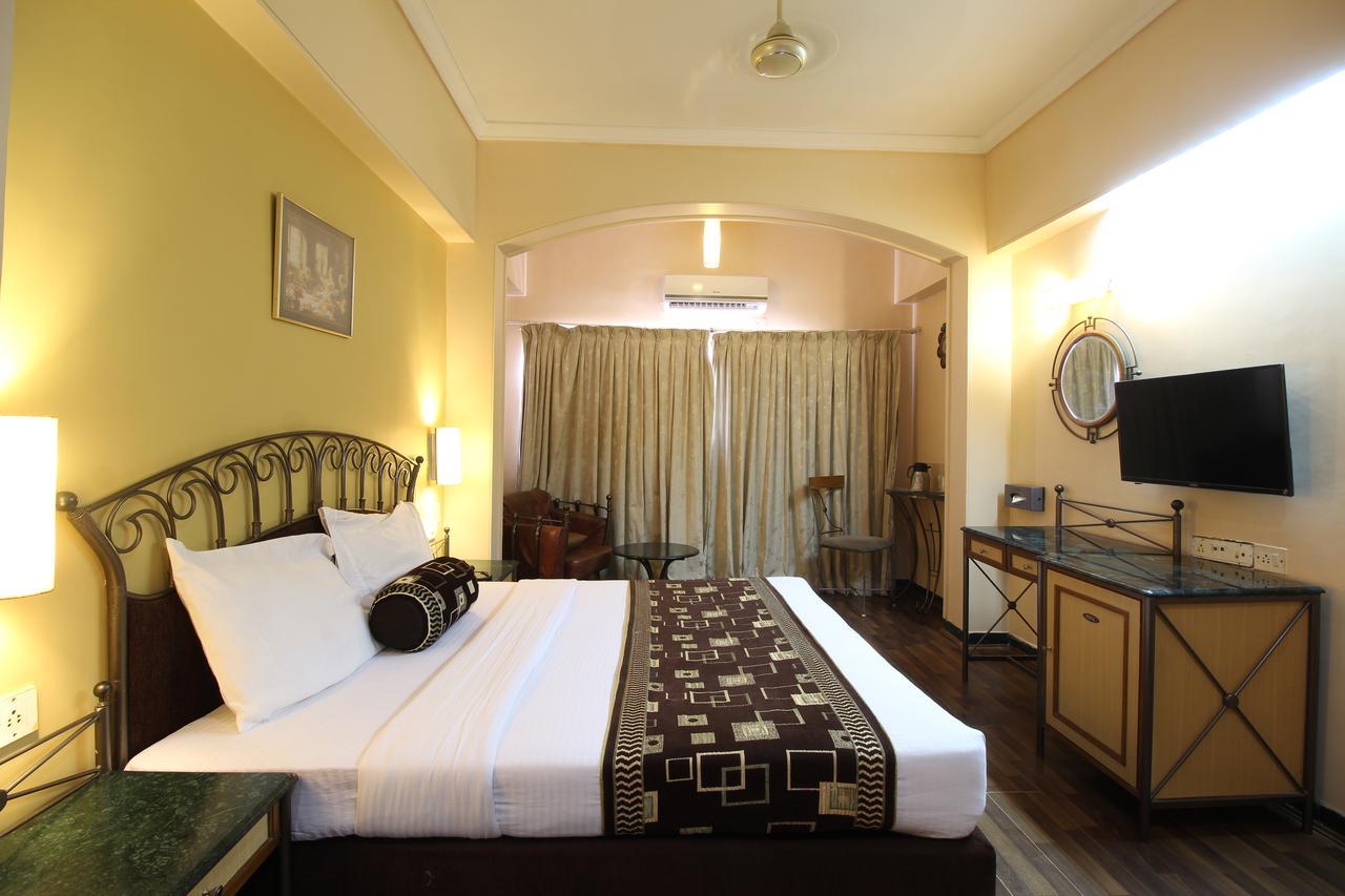 Hotel Gurukripa Daman Exterior foto